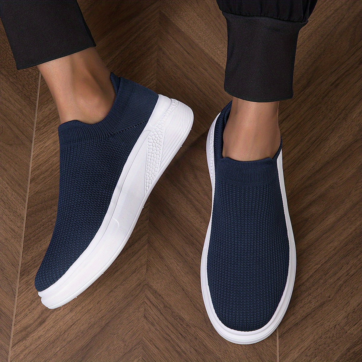 Men's Breathable Lightweight Slip-On Casual Shoes For Traveling Jogging, Spring And Summer
